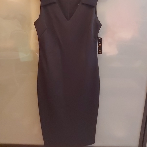 Gorgeous women dress - Picture 2 of 4